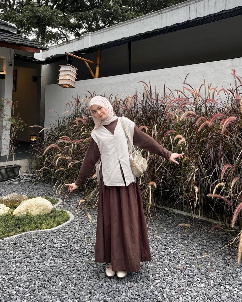 OOTD Earth Tone ala Kanya Prasidha