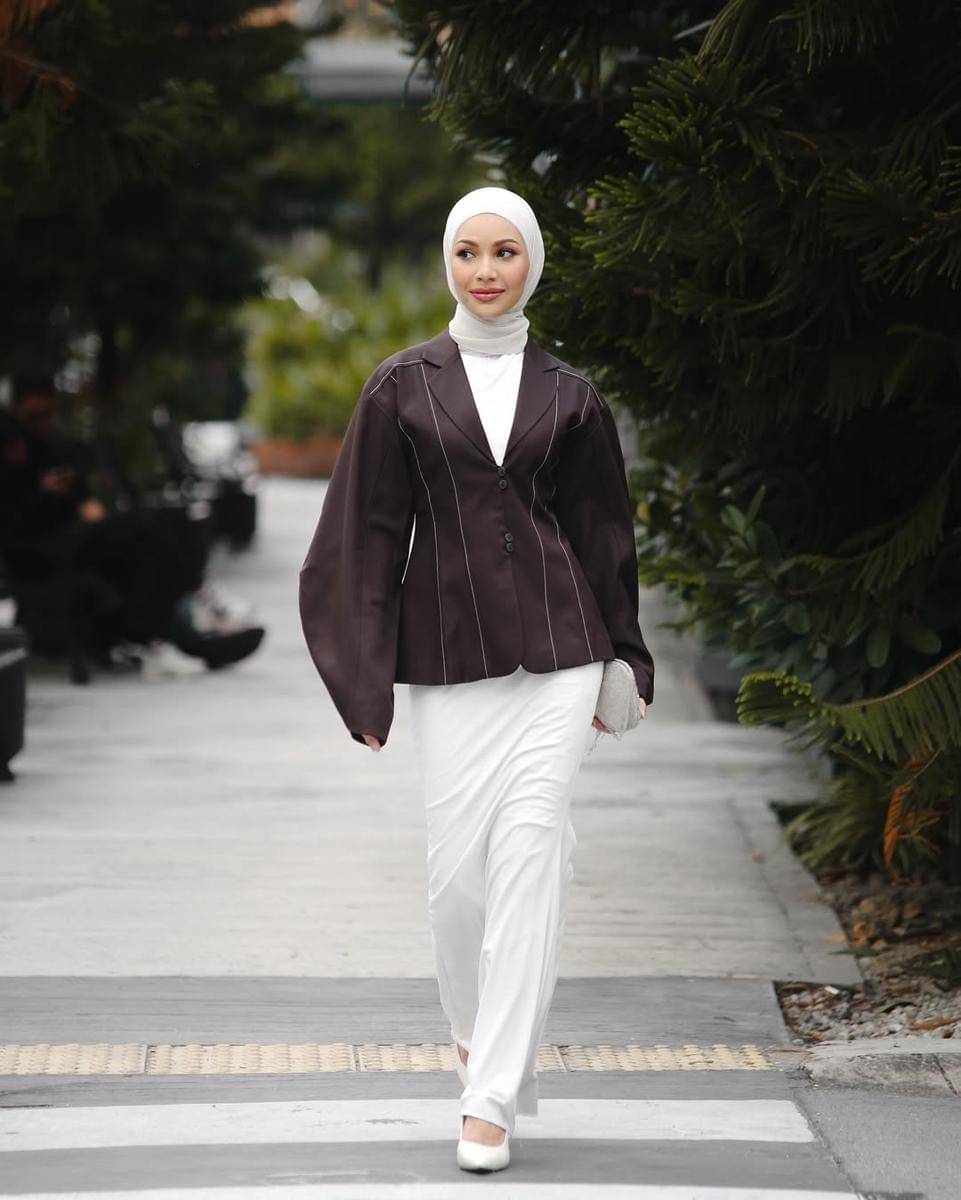 OOTD Blazer ala Khainina Khalil
