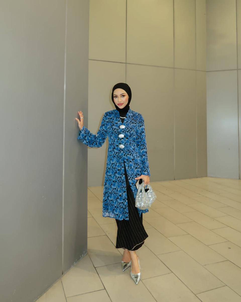 OOTD Malaysian Style ala Khainina Khalil