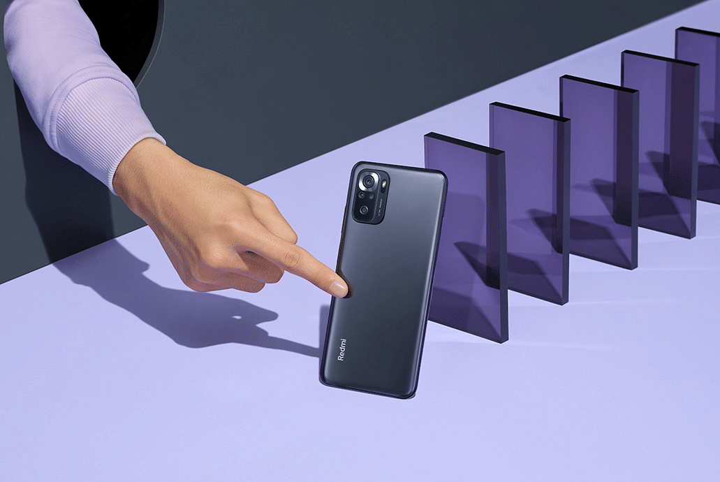 ilustrasi HP mid-range