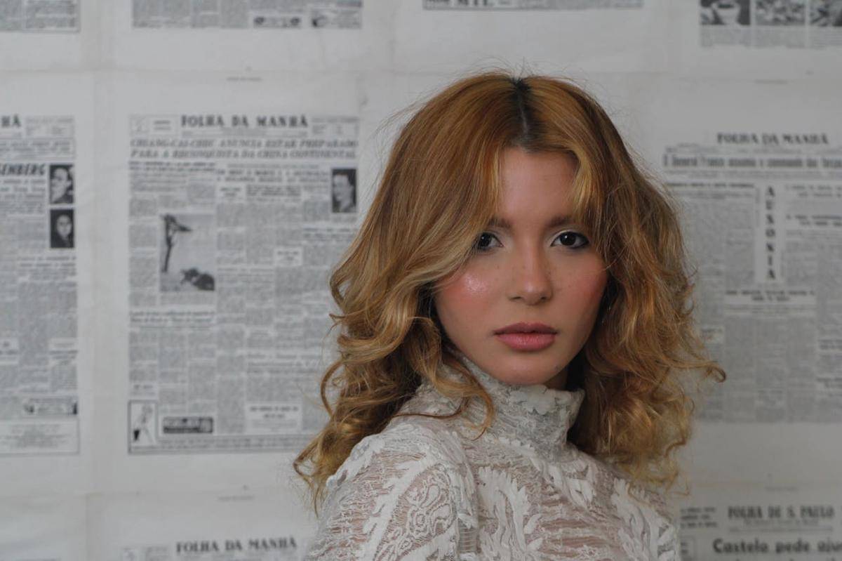 Ilustrasi makeup mistletoe