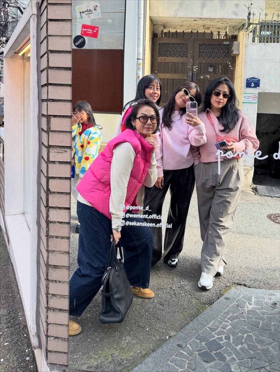 potret Gya dan Gadis Sadiqah liburan di Korea Selatan