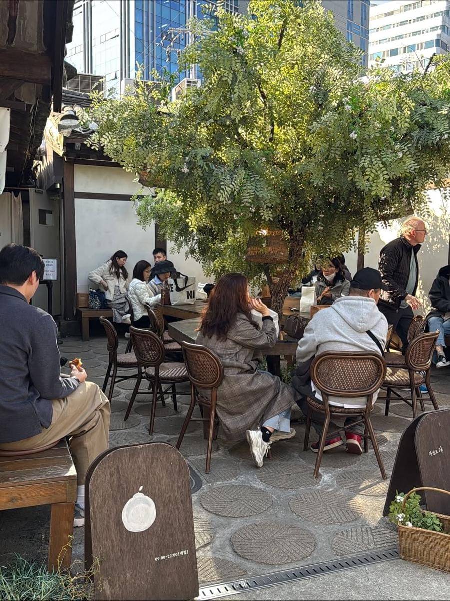 potret Gya dan Gadis Sadiqah liburan di Korea Selatan