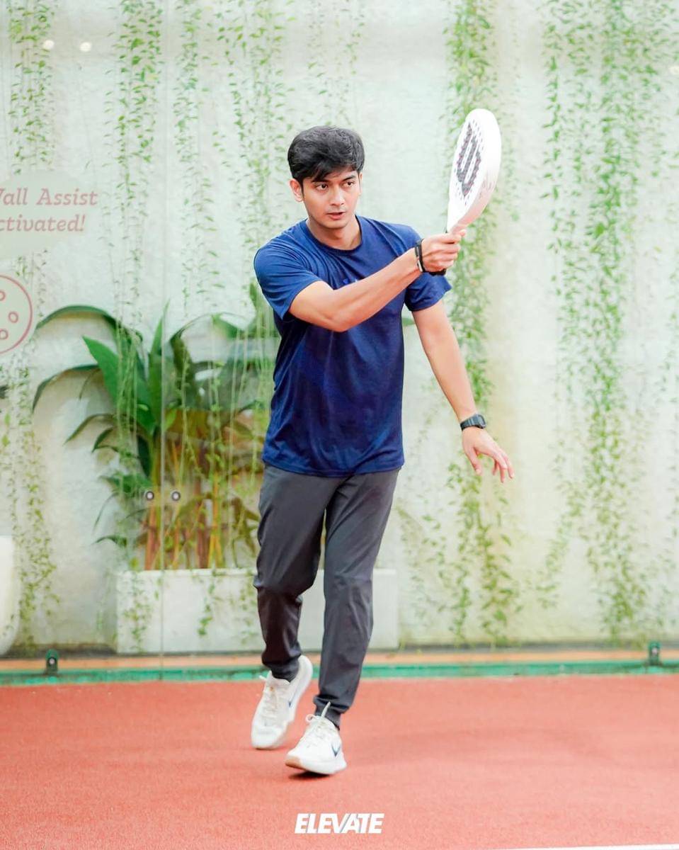 momen Teuku Ryan olahraga padel