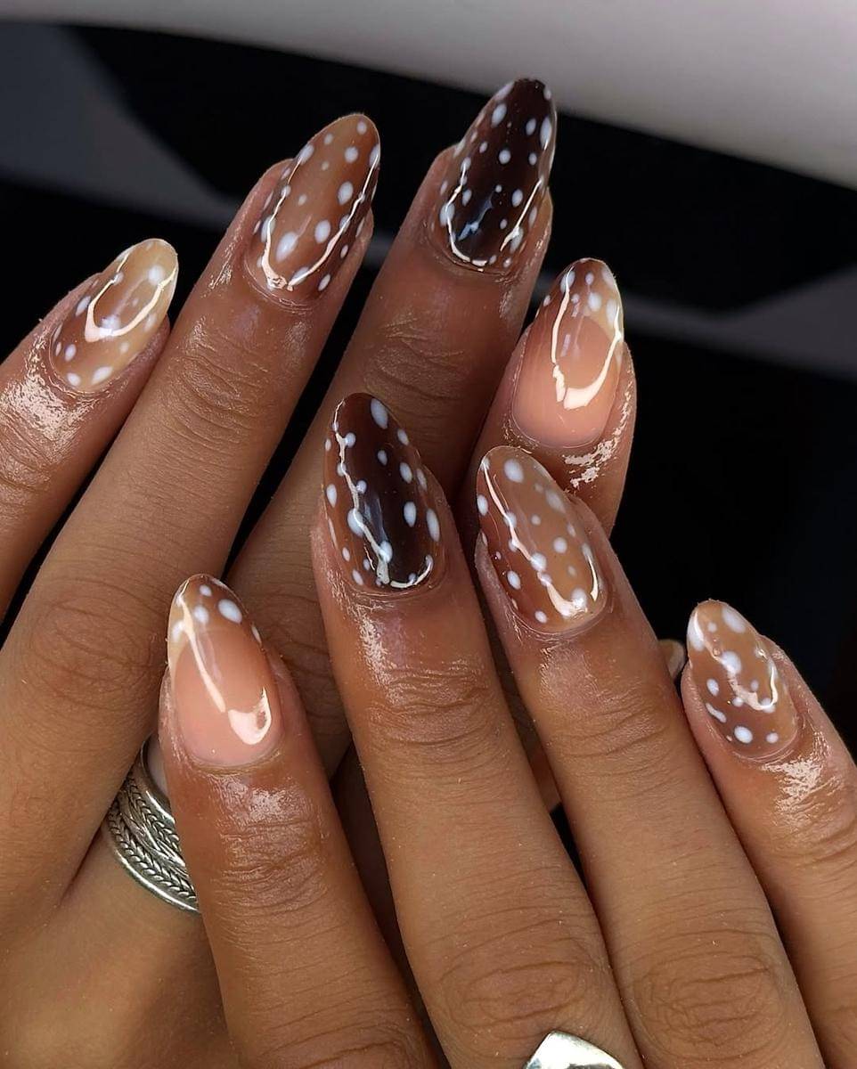 Ilustrasi Bambi Nails