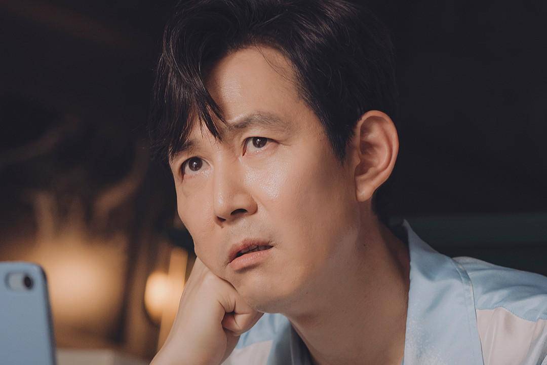 Lim Hyeon Jun (Lee Jung Jae) dalam drakor Nice to Not Meet You