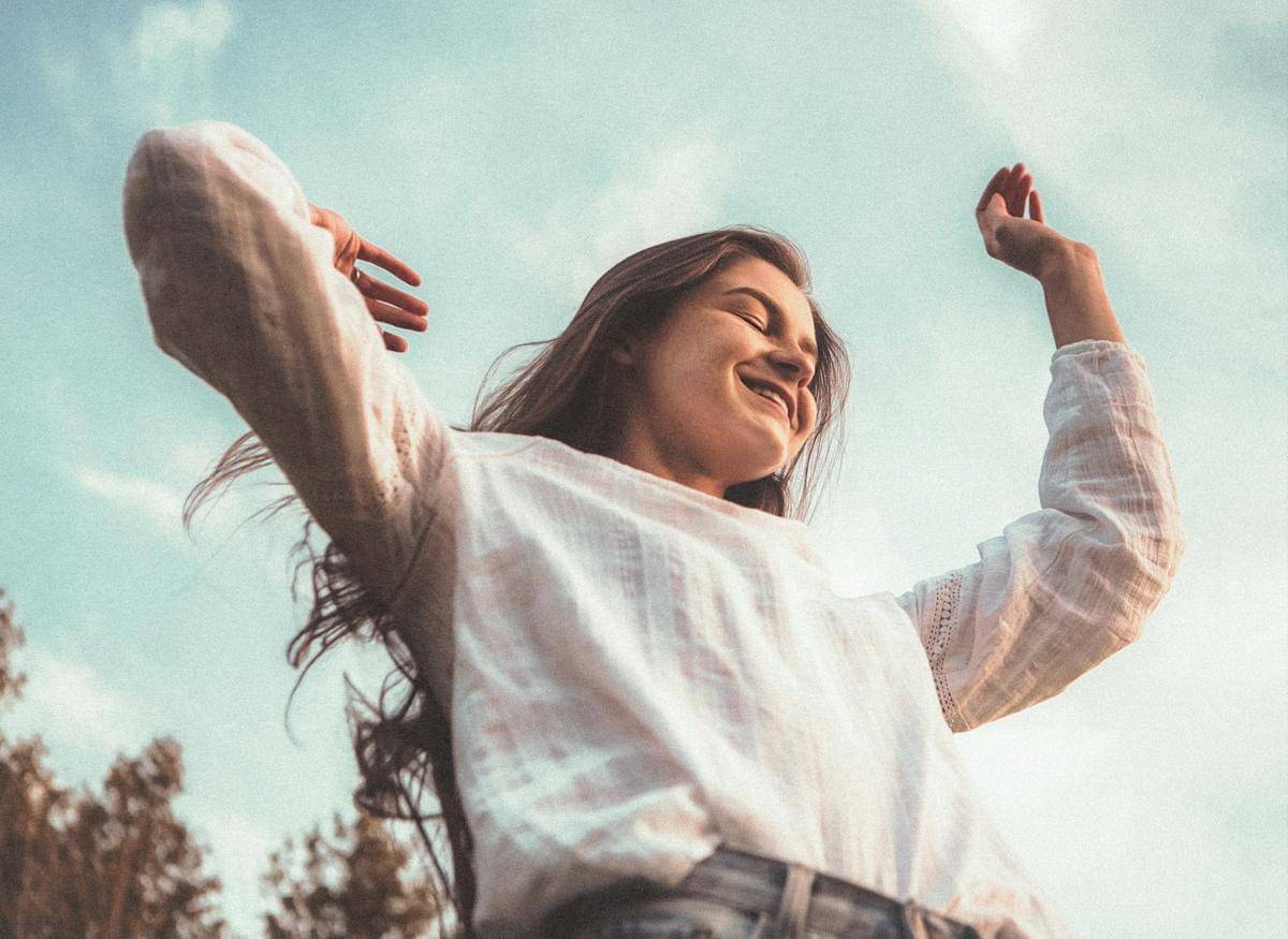 Ilustrasi merasa optimis (unsplash.com/Photo by Manny Moreno)