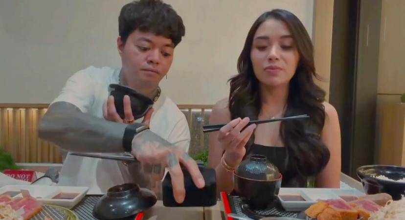 potret Reza Arap kasih Lula Lahfah cincin