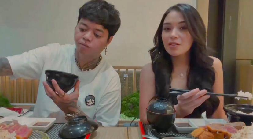 potret Reza Arap kasih Lula Lahfah cincin