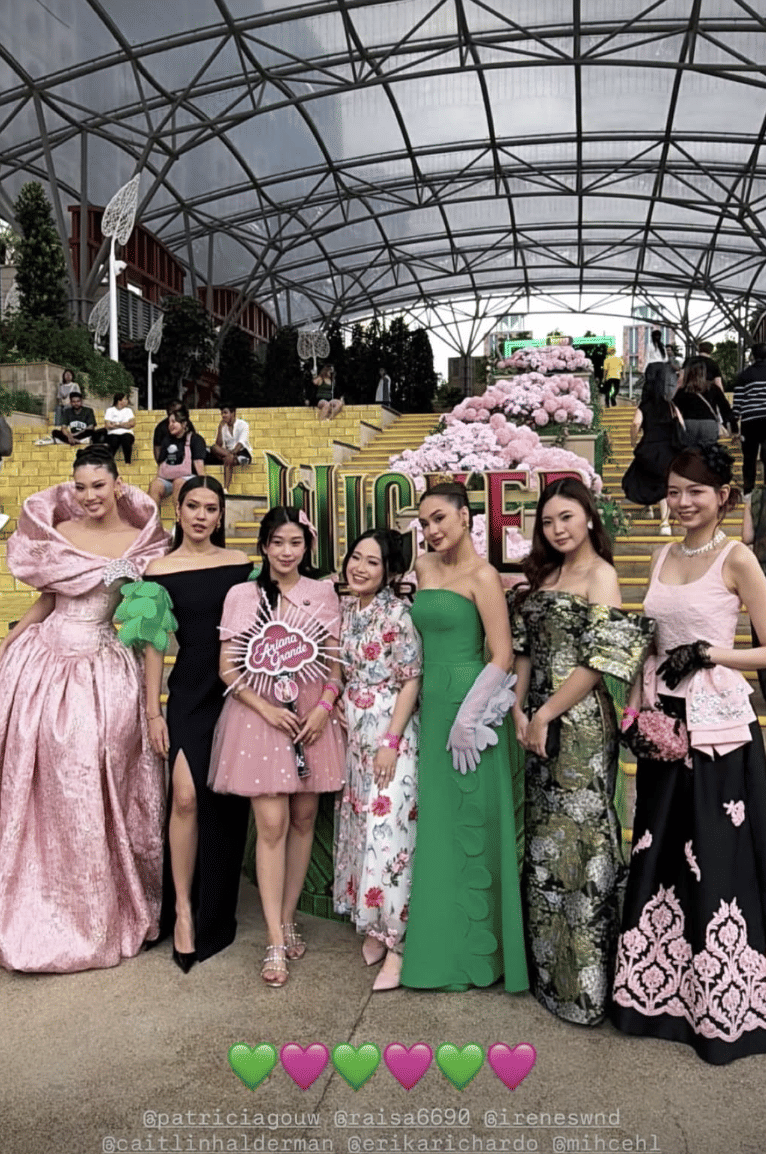 potret Patricia Gouw di premiere film Wicked: For Good Singapura