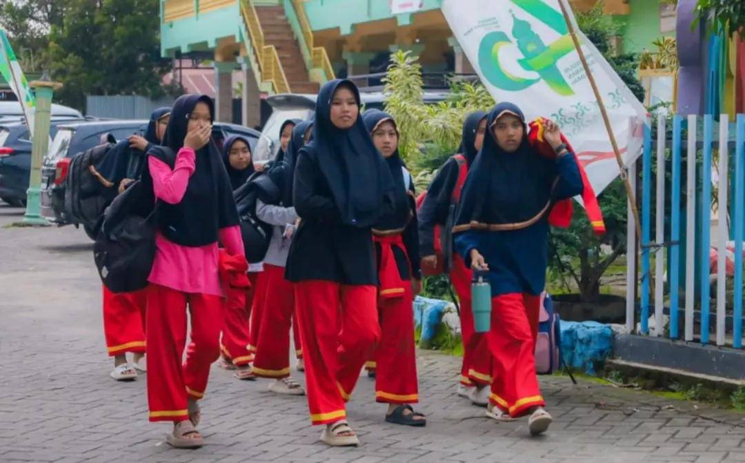 Para peserta Persida Cup 2025 (instagram/pesantrendarularafahraya)