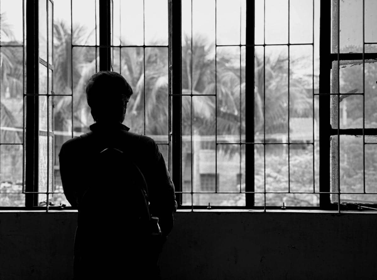 [PUISI] Menanti Dijemput Kereta