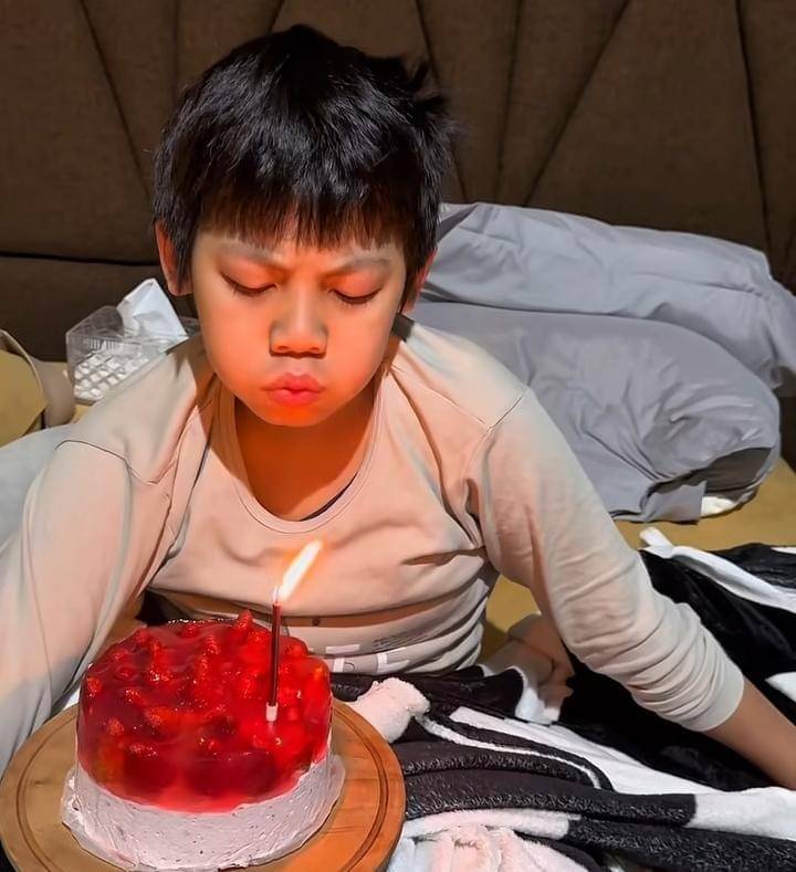 potret Donita siap kejutan ultah ke-10 untuk Vaga