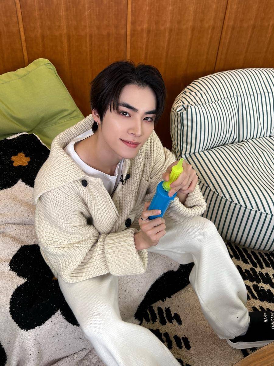 OOTD ala Xiaojun WayV