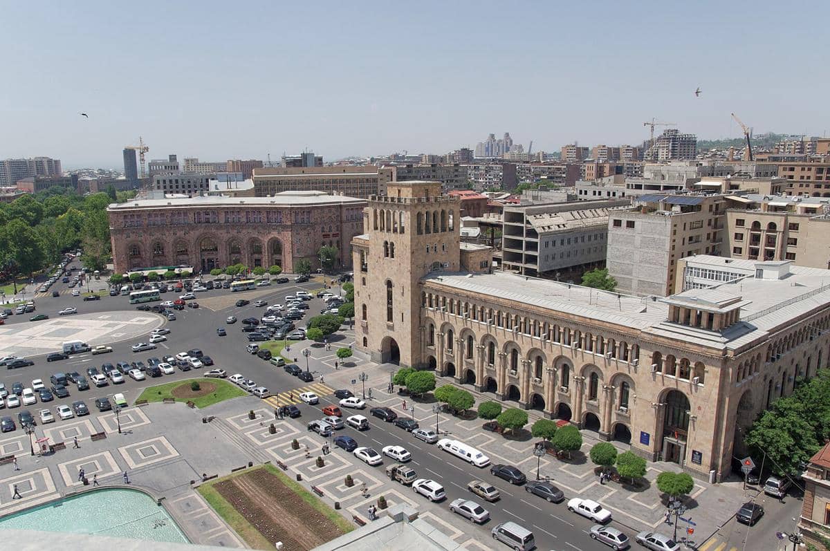 potret Republic Square