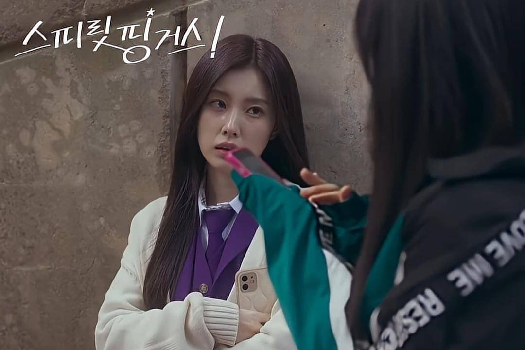 cuplikan drakor Spirit Fingers