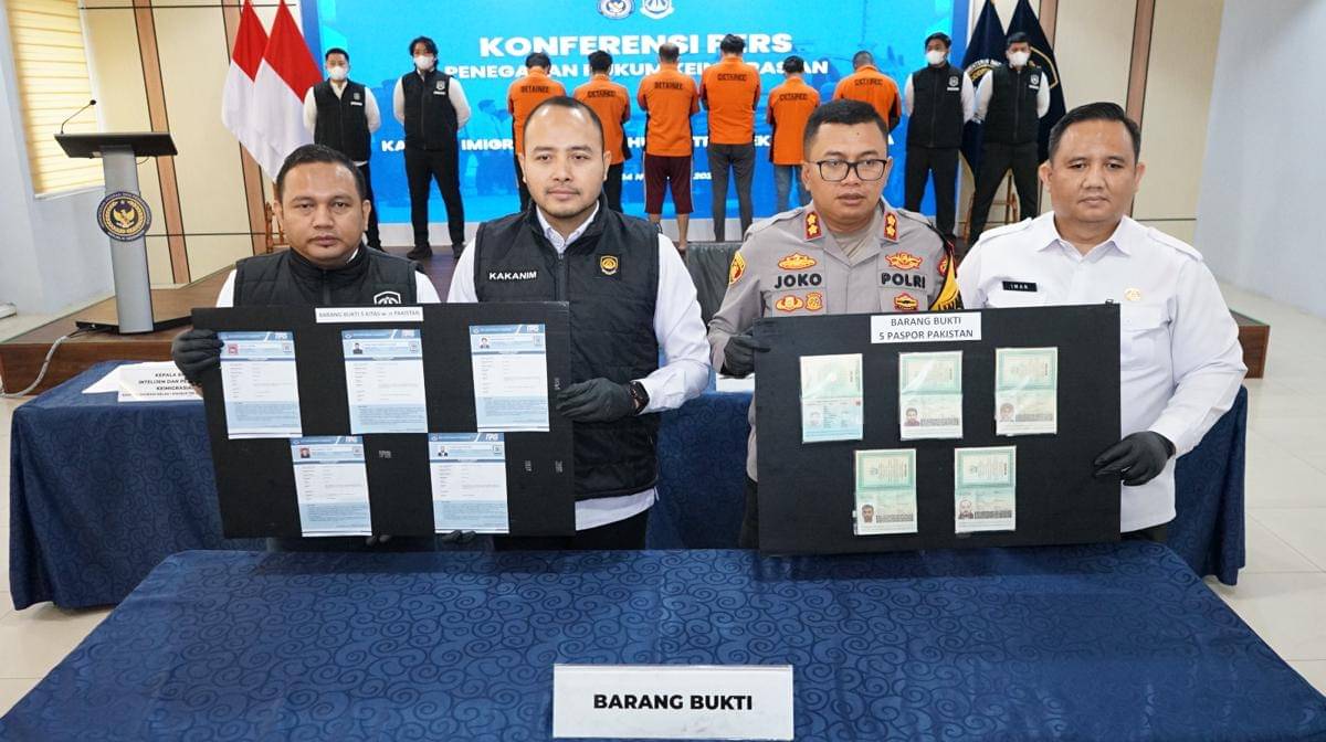 6 WNA diamankan petugas Imigrasi Soekarno-Hatta