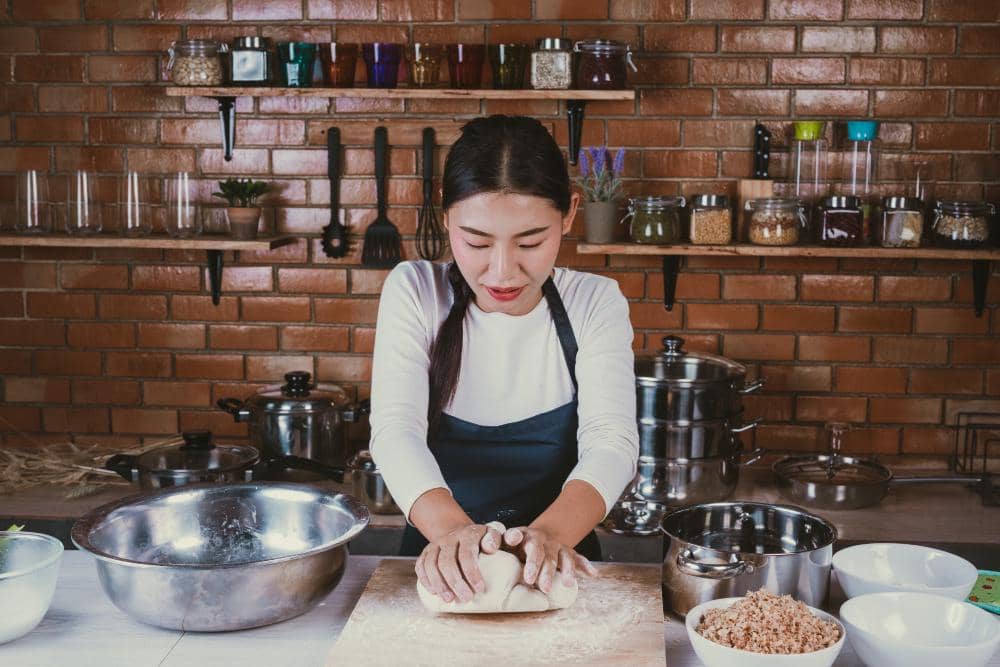 ilustrasi perempuan baking