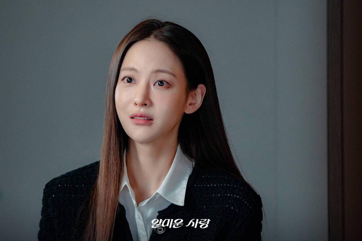 Cuplikan drama Korea Nice to Not Meet You