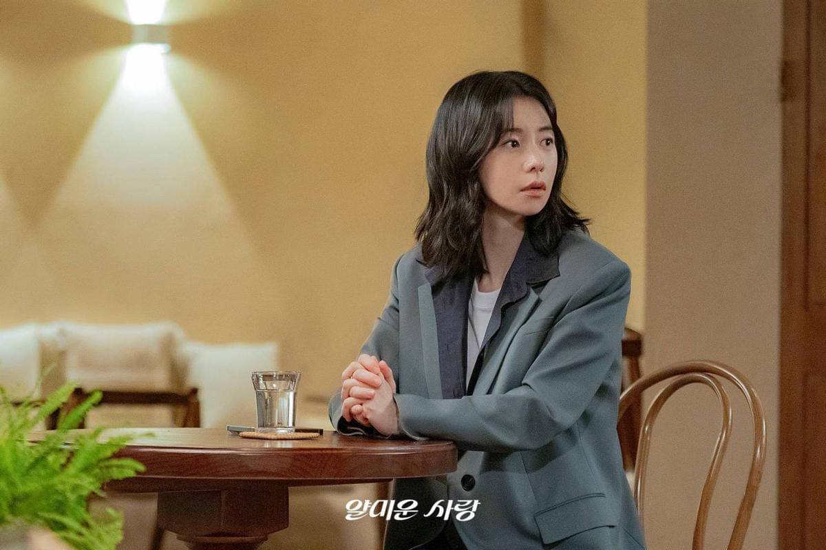 Cuplikan drama Korea Nice to Not Meet You