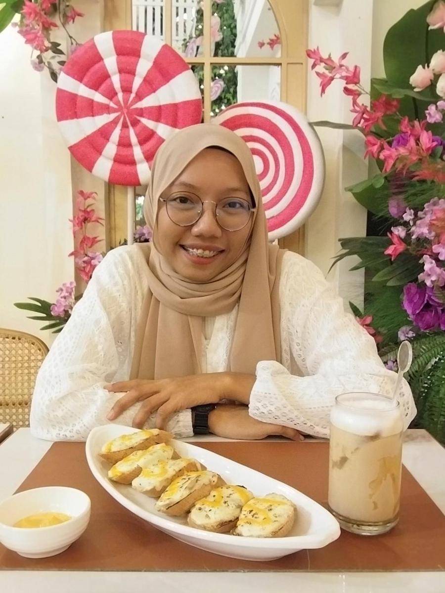 Queena Sekar Jasmine, Community Writers of The Month November 2025.