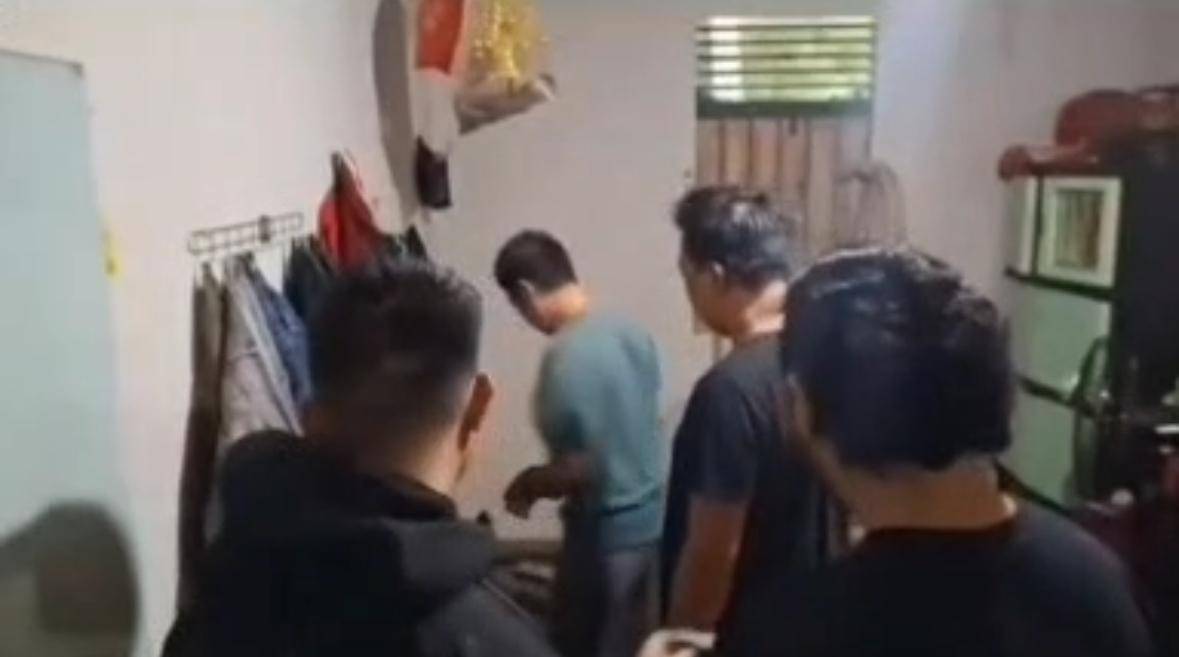 Pembunuhan sadis karena masalah anjing mati.