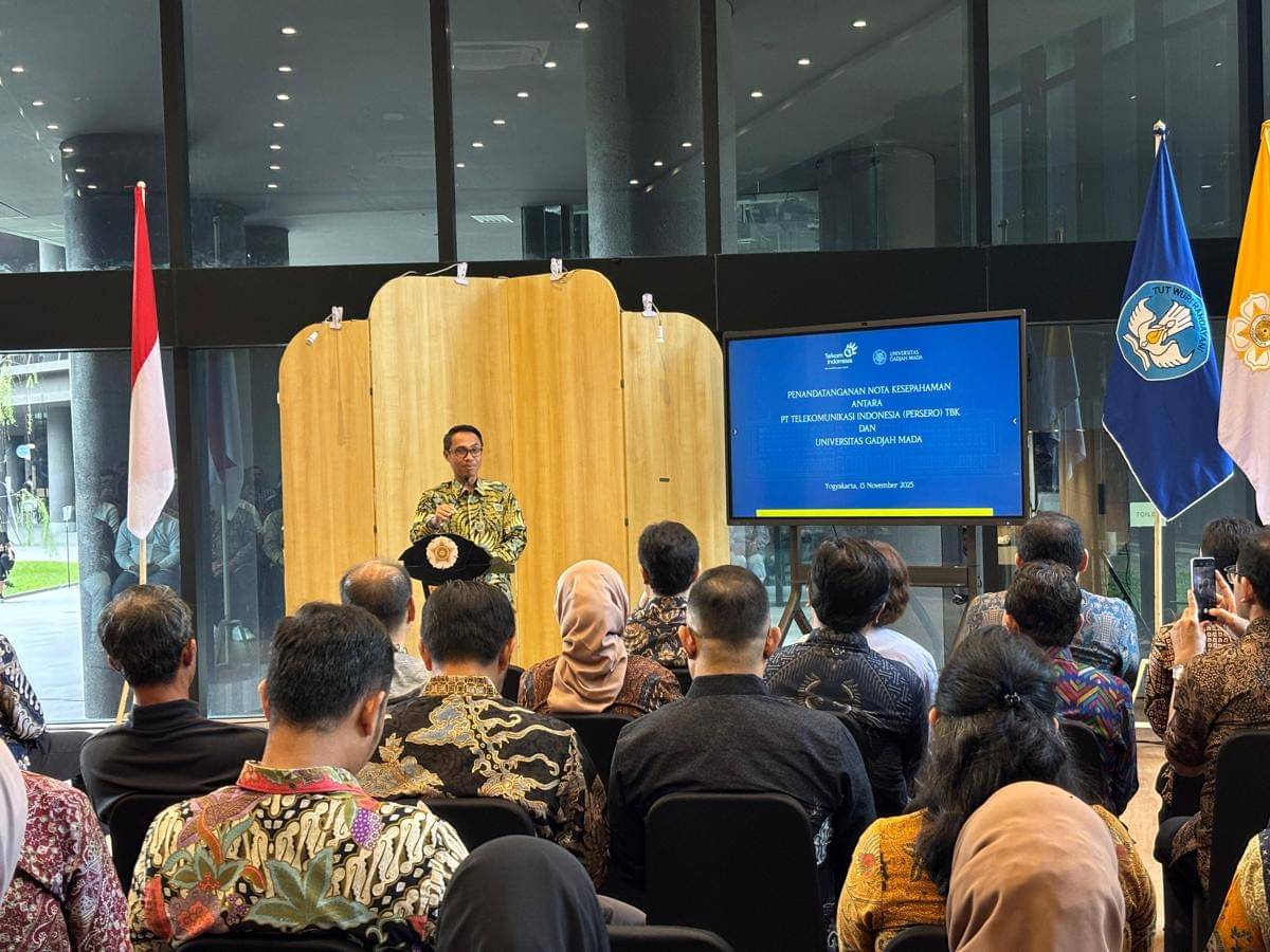 Direktur IT Digital Telkom, Faizal Rochmad Djoemadi.