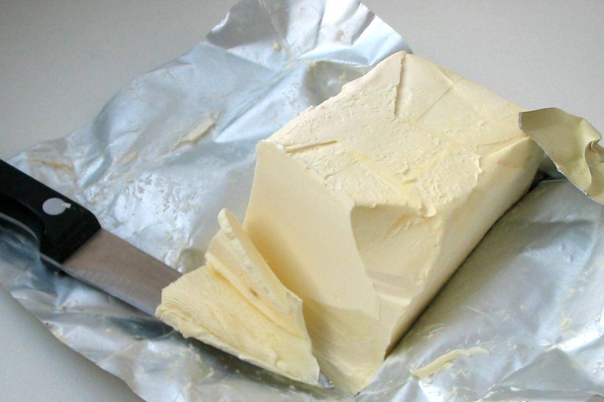 margarin yang mengandung lemak trans