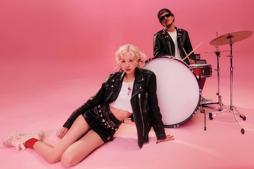 Rose BLACKPINK dan Bruno Mars