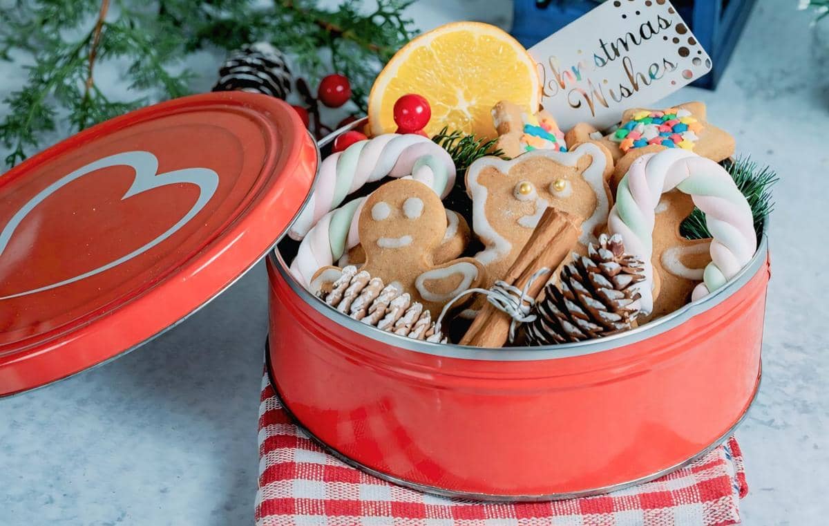 ilustrasi snack box (freepik.com/azerbaijan_stockers)