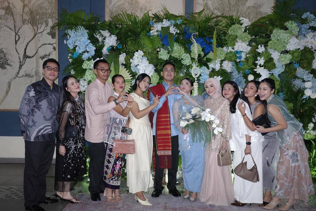 potret lamaran adik Raditya Dika