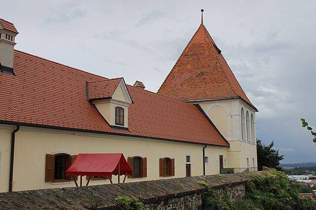 potret Ptuj Castle, Slovenia 