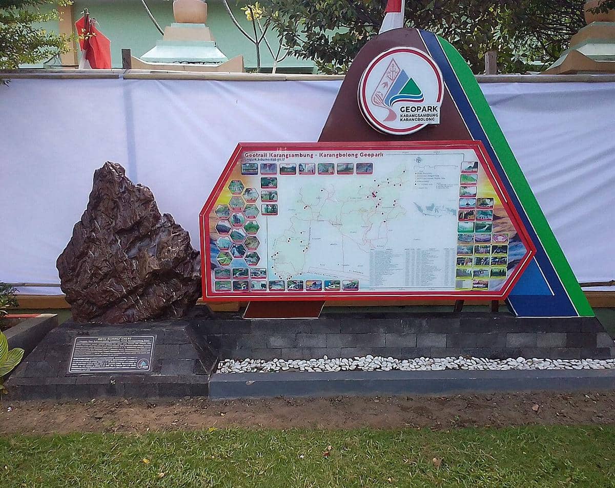 5 Fakta Geopark Kebumen, Bukti Jawa Berasal dari Dasar Laut!