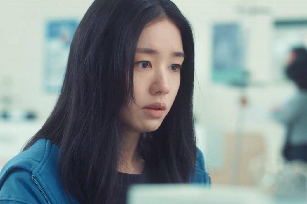 Go Da Rim (Ahn Eun Jin) dalam drakor Dynamite Kiss