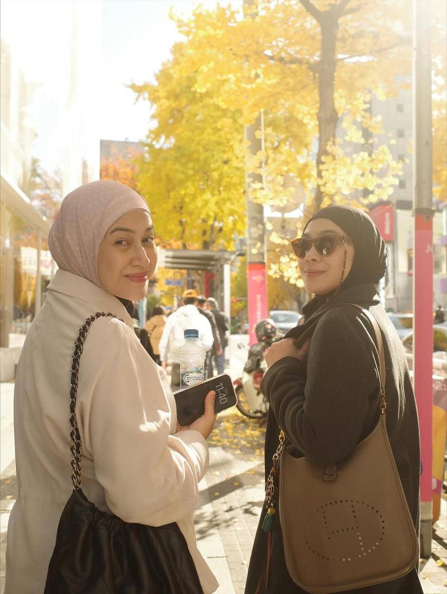 Potret Dian Ayu Lestari dan Sahabat Liburan ke Korsel