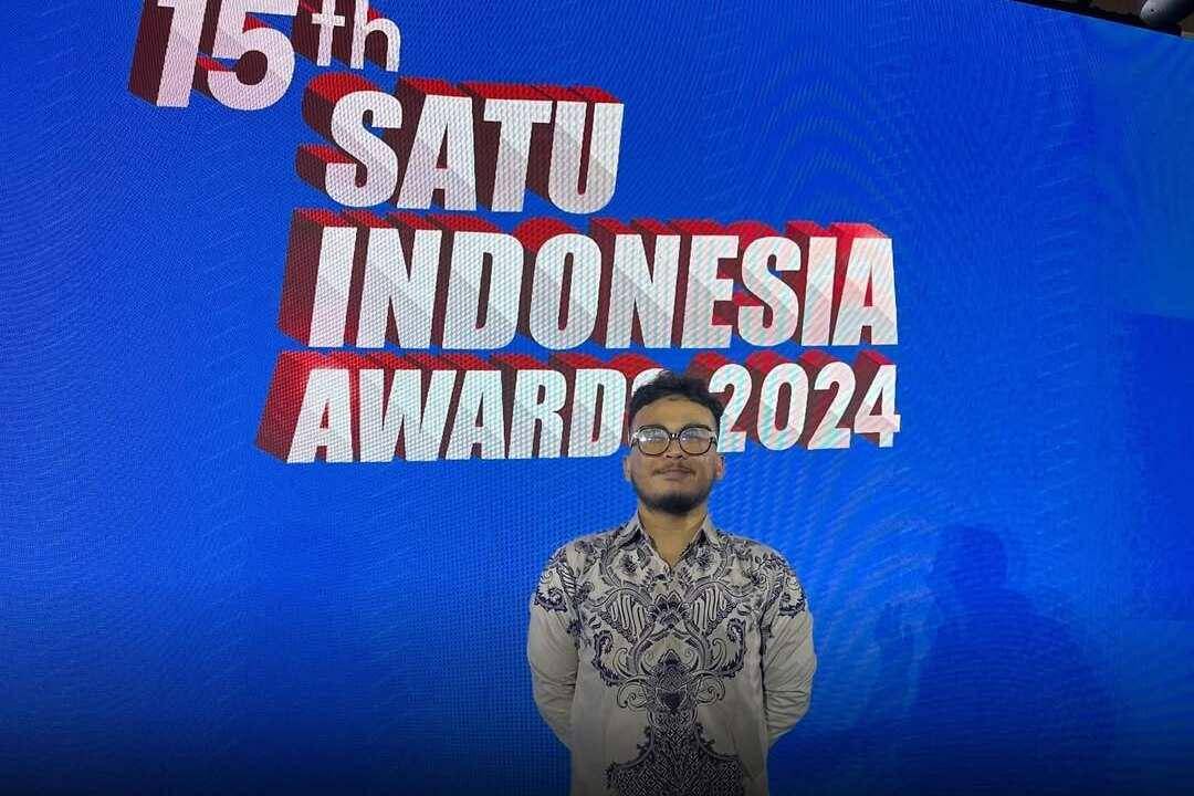 Reza Riyady Pragita mengadakan program Sumber Air untuk Sesama (SAUS).