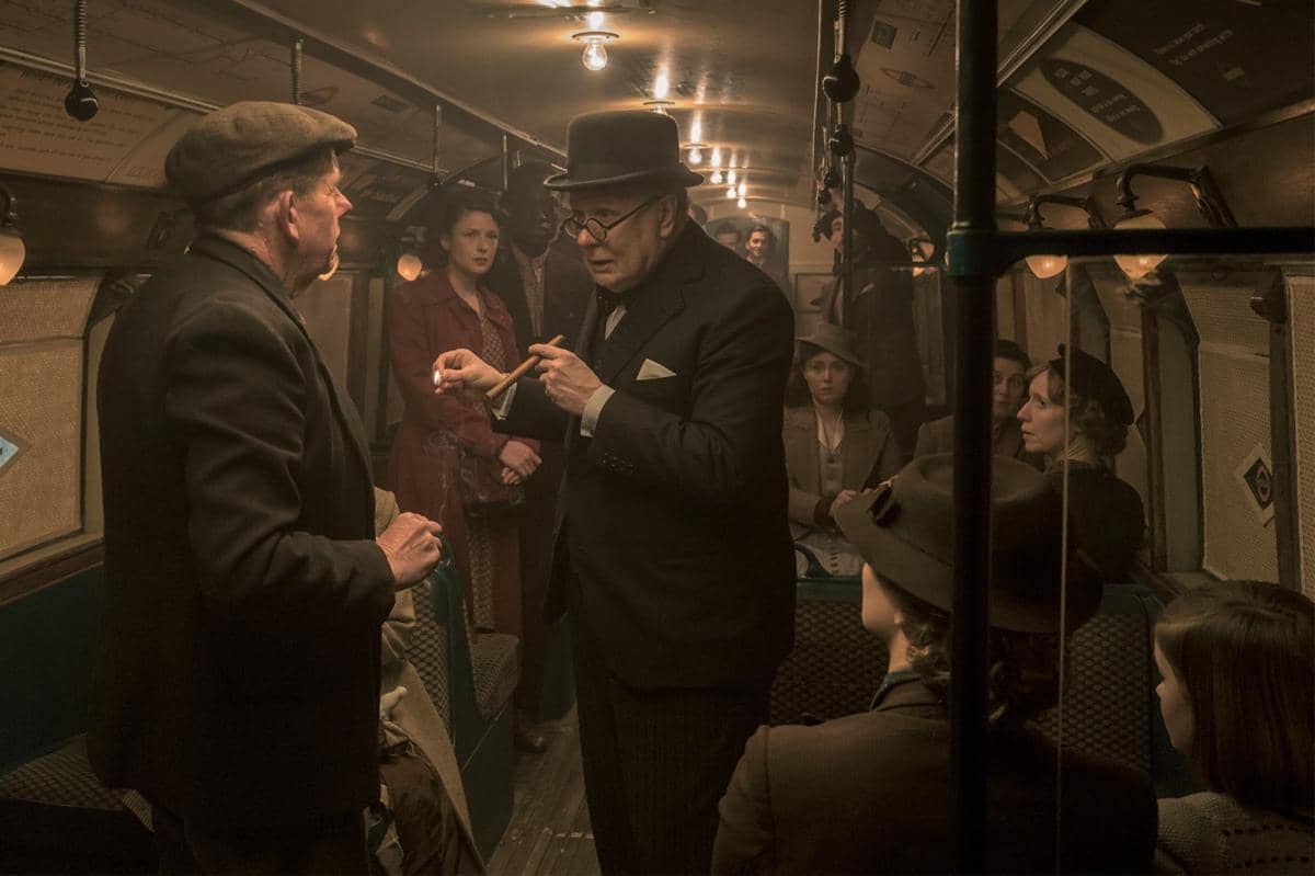 cuplikan adegan dalam film Darkest Hour (2017)