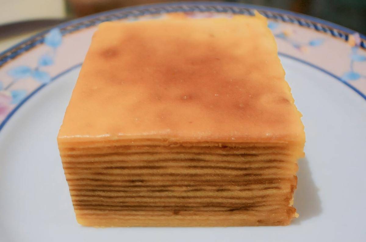 ilustrasi kue lapis legit