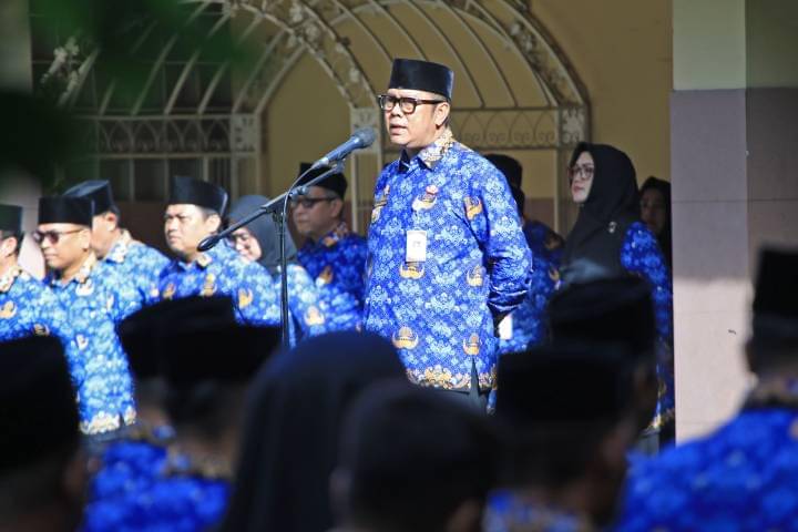 Wakil Wali Kota Tangerang, Maryono saat memimpin Apel Hari Kesadaran Nasional