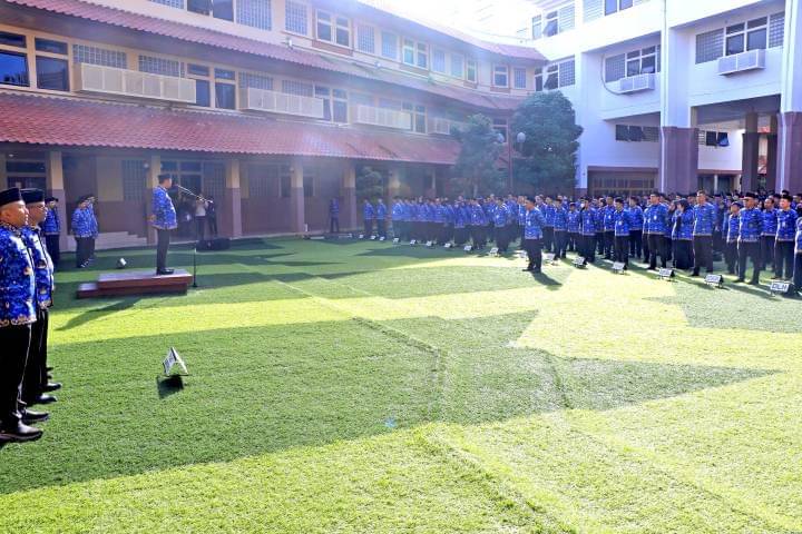 Wakil Wali Kota Tangerang, Maryono saat memimpin Apel Hari Kesadaran Nasional