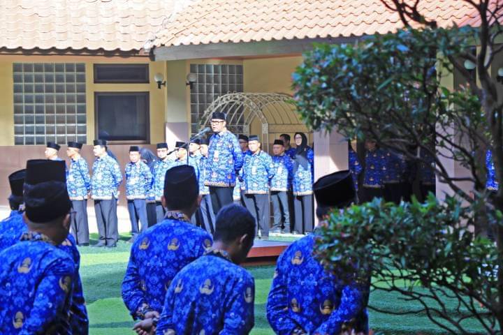 Wakil Wali Kota Tangerang, Maryono saat memimpin Apel Hari Kesadaran Nasional