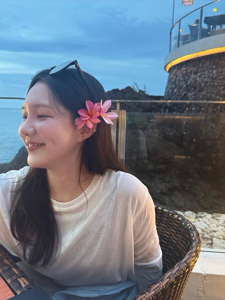 potret Seseung My Sibling's Romance liburan di Bali