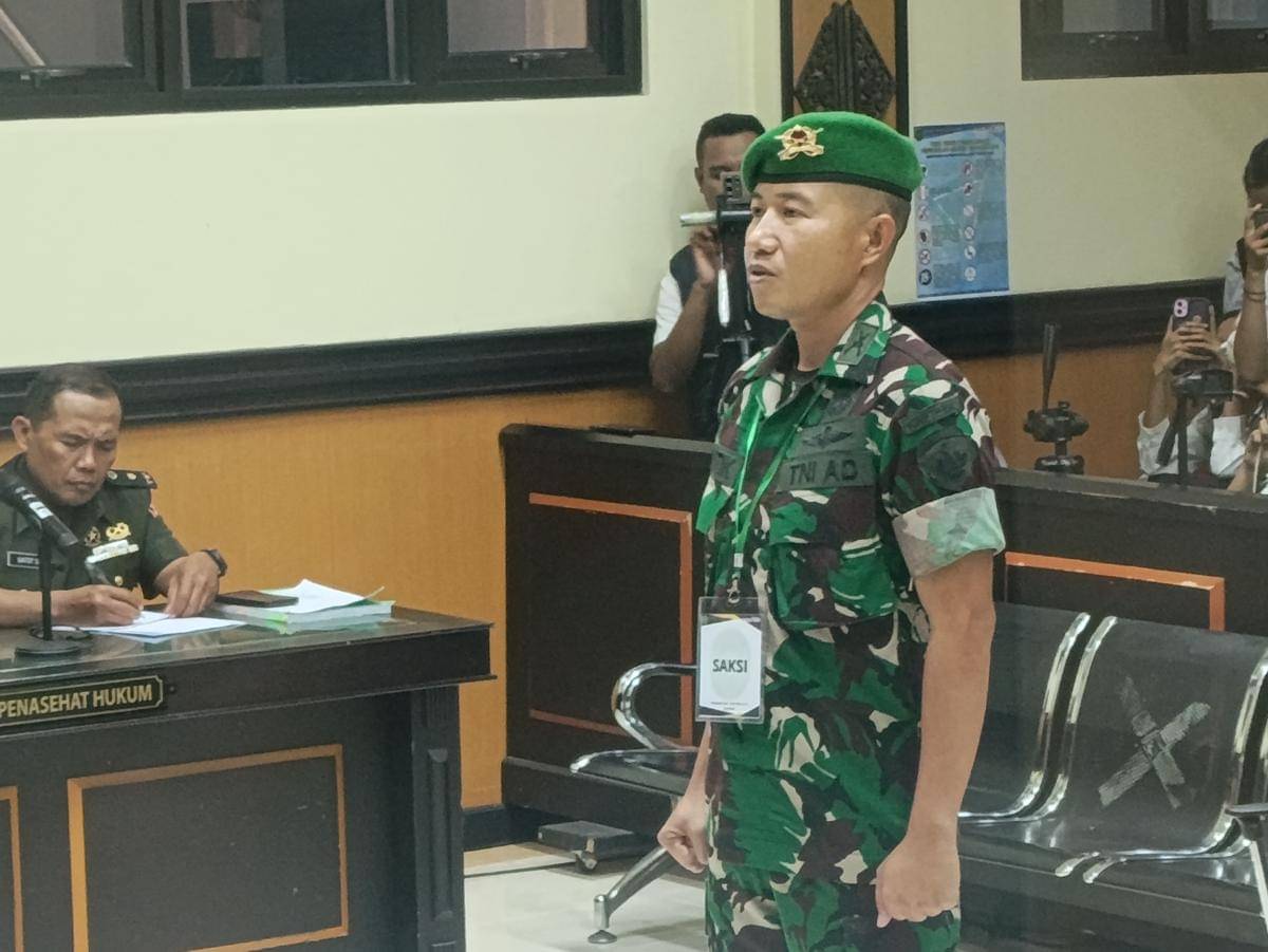 Komandan Batalion Letkol Inf Justik Hadinata dari Prada Lucky diperiksa sebagai saksi. (IDN Times/Putra Bali Mula)
