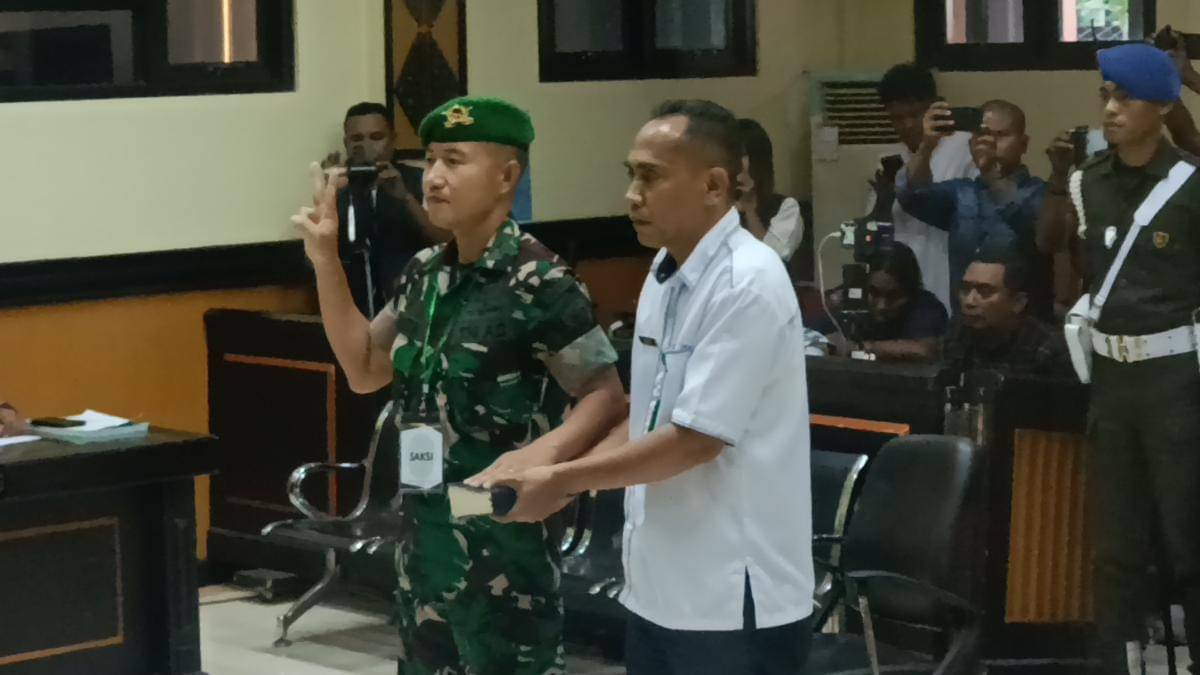 Komandan Batalion Letkol Inf Justik Hadinata dari Prada Lucky diperiksa sebagai saksi. (IDN Times/Putra Bali Mula)