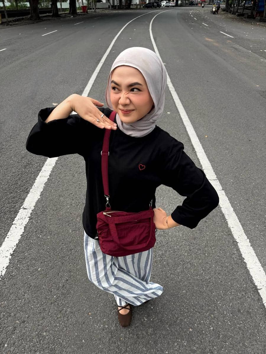 OOTD Nge-date ala Lupita Dewi