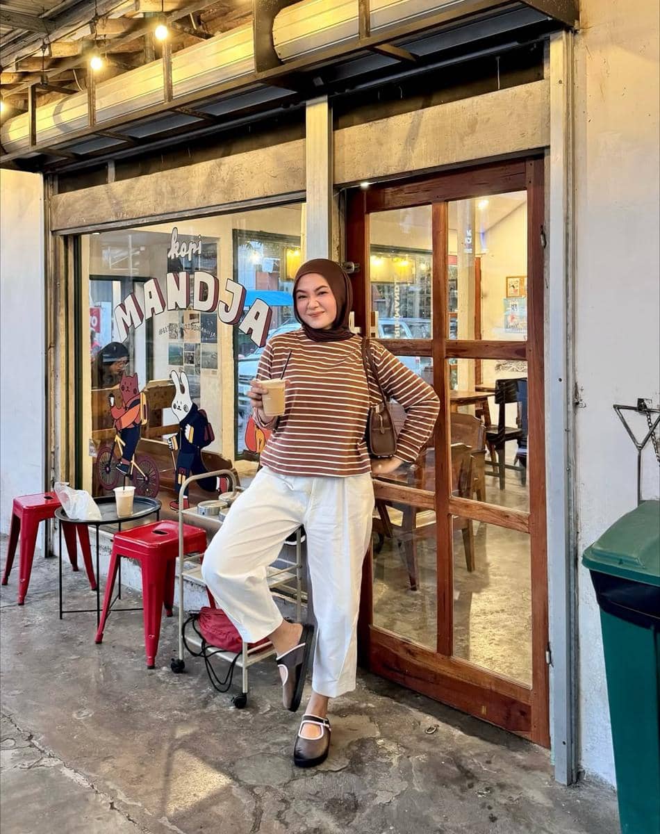 OOTD Nge-date ala Lupita Dewi