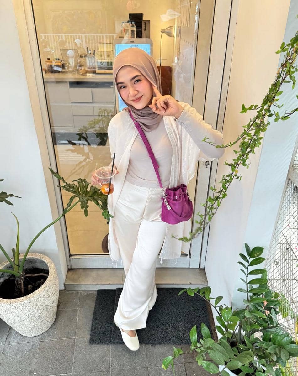 OOTD Nge-date ala Lupita Dewi