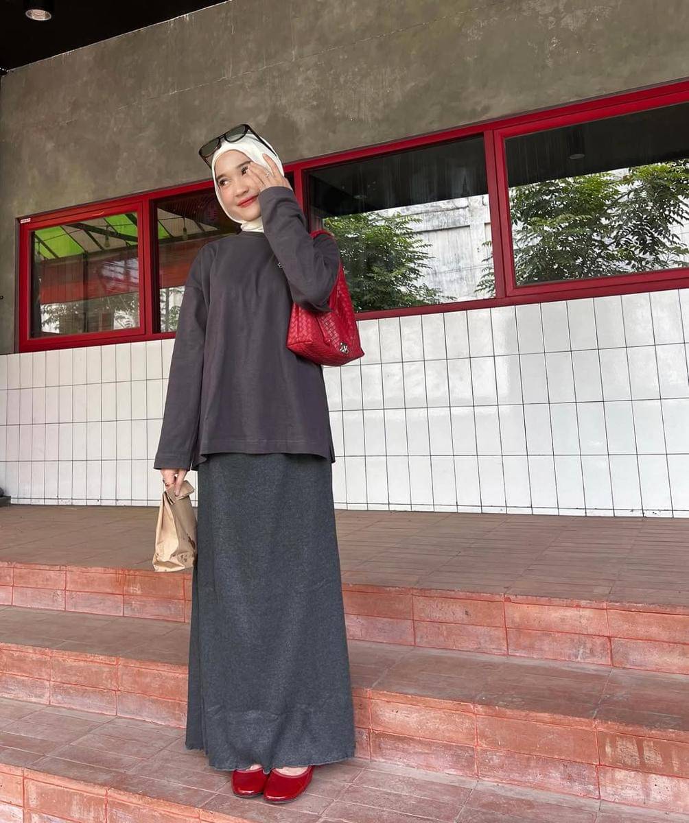 Inspirasi OOTD ala Cut Indah Sundari 