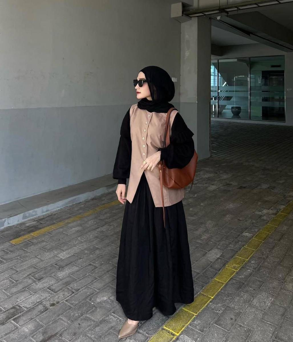 Inspirasi OOTD ala Cut Indah Sundari 