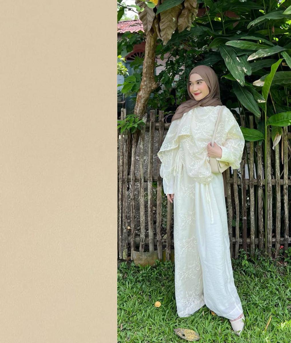 Inspirasi OOTD ala Cut Indah Sundari 